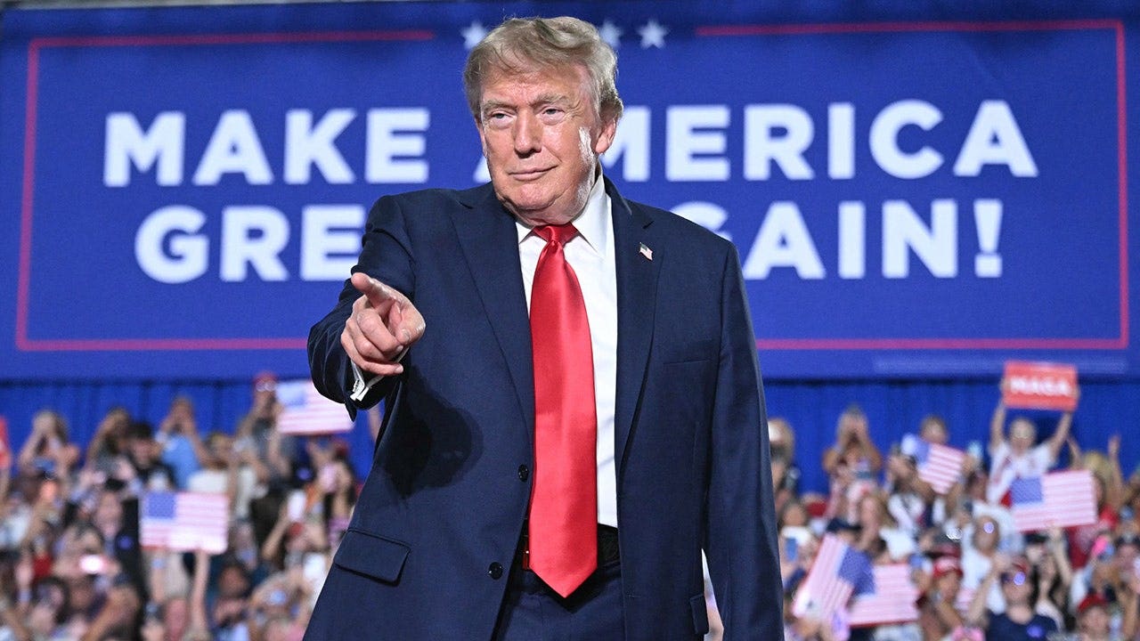 Trump to headline both nights of first-ever GOP midterm convention