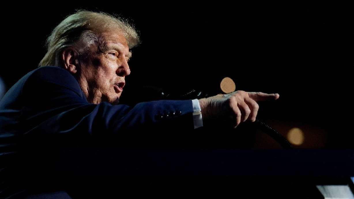 Trump says Iran war to end after midterms; Houthis close in on key strait, sources say