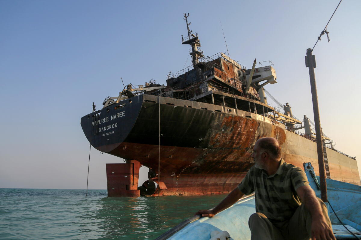 The Thailand-flagged bulk carrier 'Mayuree Naree,' which was struck by a missile