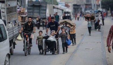 As World 'Pretends There's a Ceasefire,' Israeli Minister Doubles Down on Gaza Expulsion Plan