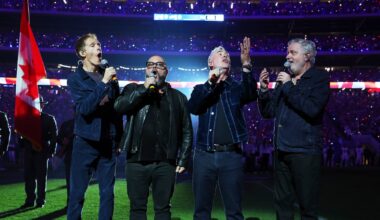 Buffalo Bills home opener: Barenaked Ladies sing 'O Canada'