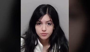 Mother accused of giving away baby to stranger at bus stop