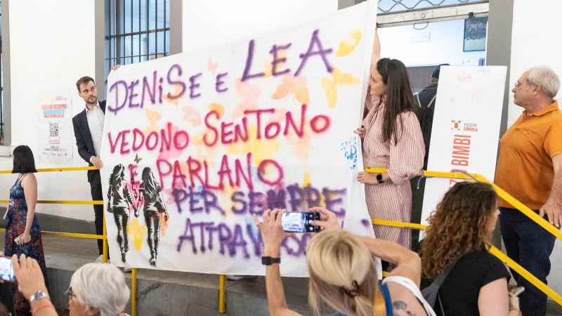 The tragic death of a woman who testified against her mafia father after he murdered her mother