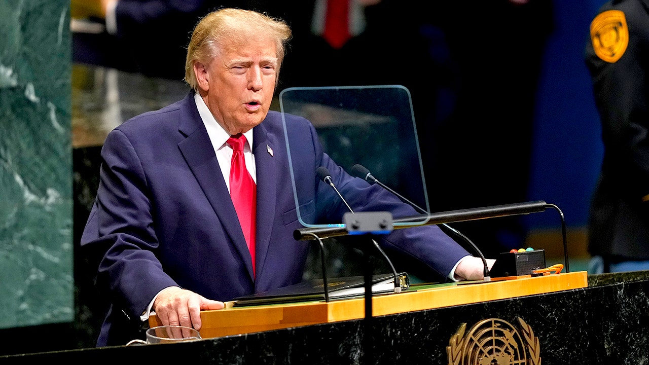 Trump meets socialist NYC Mayor Mamdani, rattling GOP midterm plan