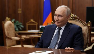 Nato commander warns Putin is becoming more cavalier and open to risk as Ukraine war drags on