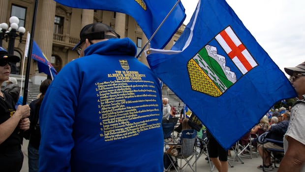 With time running out, new poll suggests Alberta separatism support is slipping