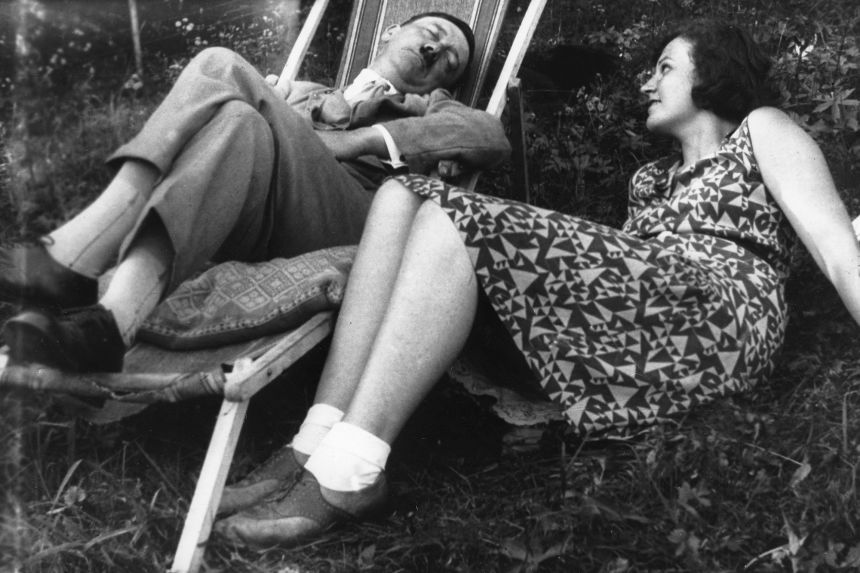 Hitler in a deckchair next to Raubal in an image taken around 1930.