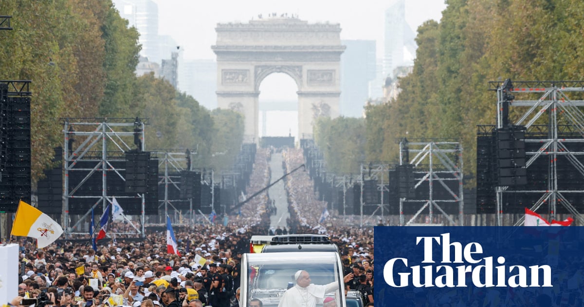 Pope Leo celebrates open-air mass before 700,000 people in Paris | France