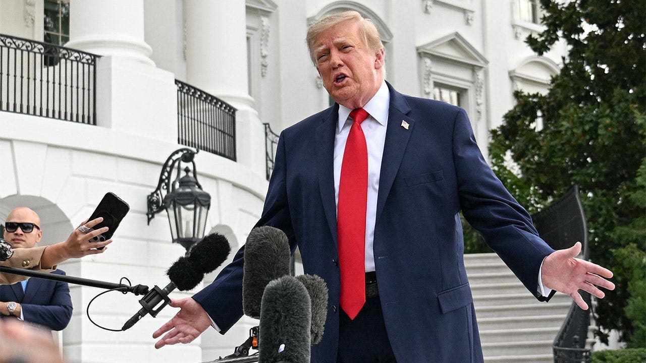 Trump says 25,000 people died last month in the Ukraine-Russia war
