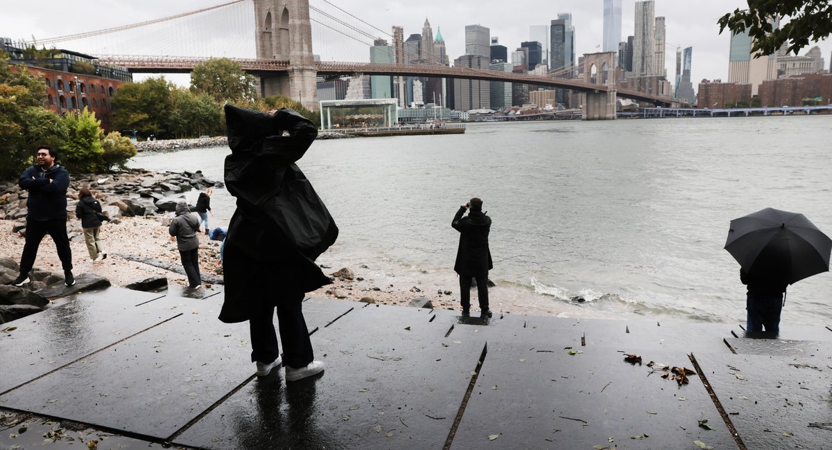 What to expect Sunday from the nor'easter in NYC: Flooding, power outages, damage
