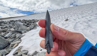 5,000-year-old arrow emerges as Norway&rsquo;s melting mountain ice reveals older archaeological finds