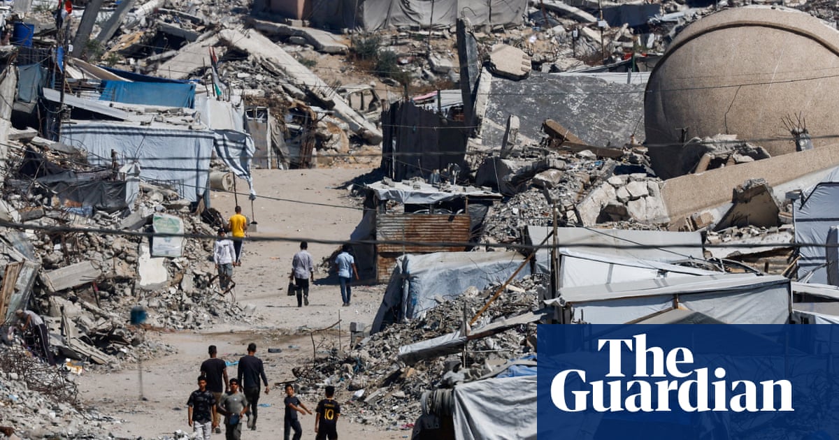 UK to open new refugee resettlement routes for Afghan women and Palestinians | Immigration and asylum