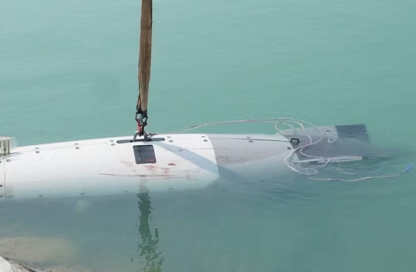An unmanned US submersible Iran's Islamic Revolutionary Guard Corps says it captured at the entrance of the Strait of Hormuz, at an undisclosed location in Iran, in this picture obtained on September 8, 2026. 