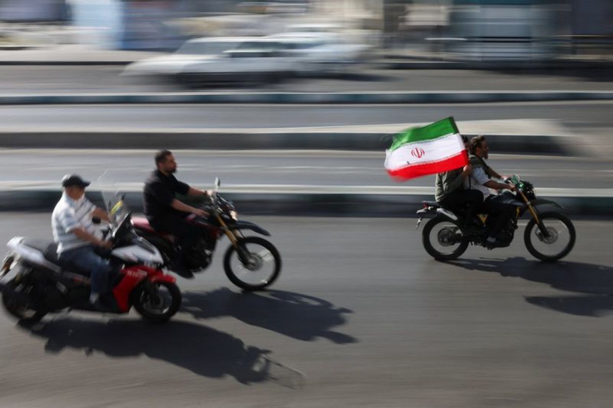 Iran appeals to US voters as American troops leave Iraq