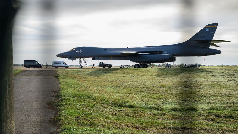 FAIRFORD, ENGLAND - SEPTEMBER 28: A B1 Lancer bomber sits on the tarmac at RAF Fairford on September 28, 2026 in Fairford, England. (Photo by Leon Neal/Getty Images)