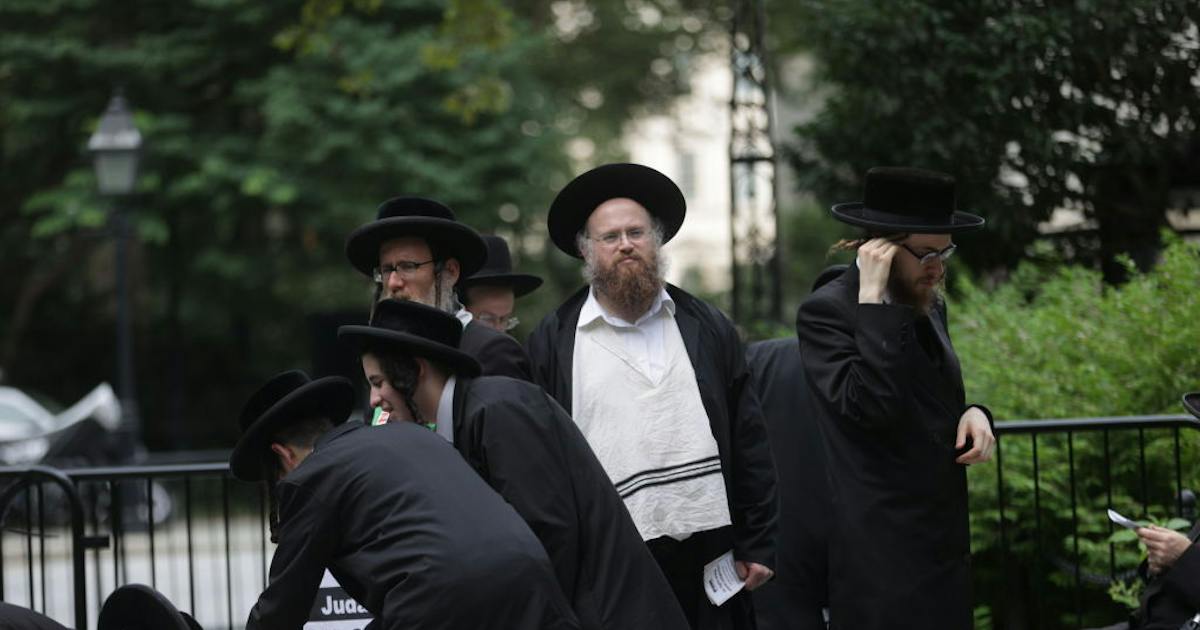Trump Tries to Deport Hasidic Jew Who Protested Israel
