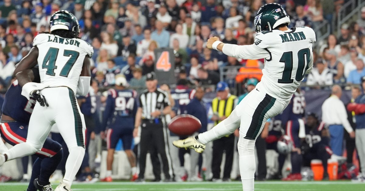 In a messy Eagles opener, Braden Mann's punts were clutch