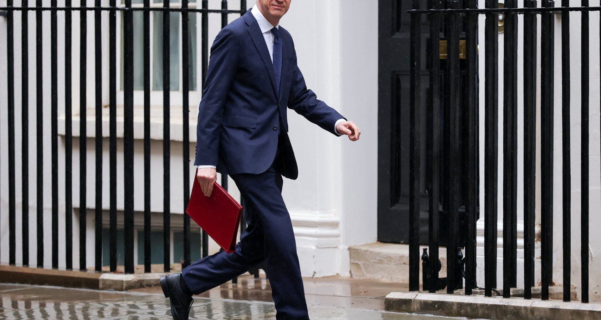 UK to announce trade ban on goods from illegal Israeli settlements | Benjamin Netanyahu News