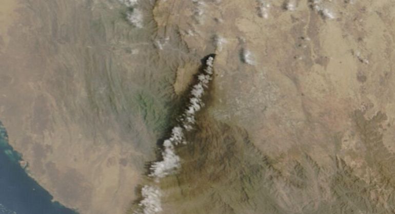 A satellite image obtained by Reuters on September 8, 2026 shows smoke rising from a Saudi Aramco distribution centre in Abha Bulk, after what the Saudi-led coalition in Yemen said were attacks by Yemen’s Iran-aligned Houthis