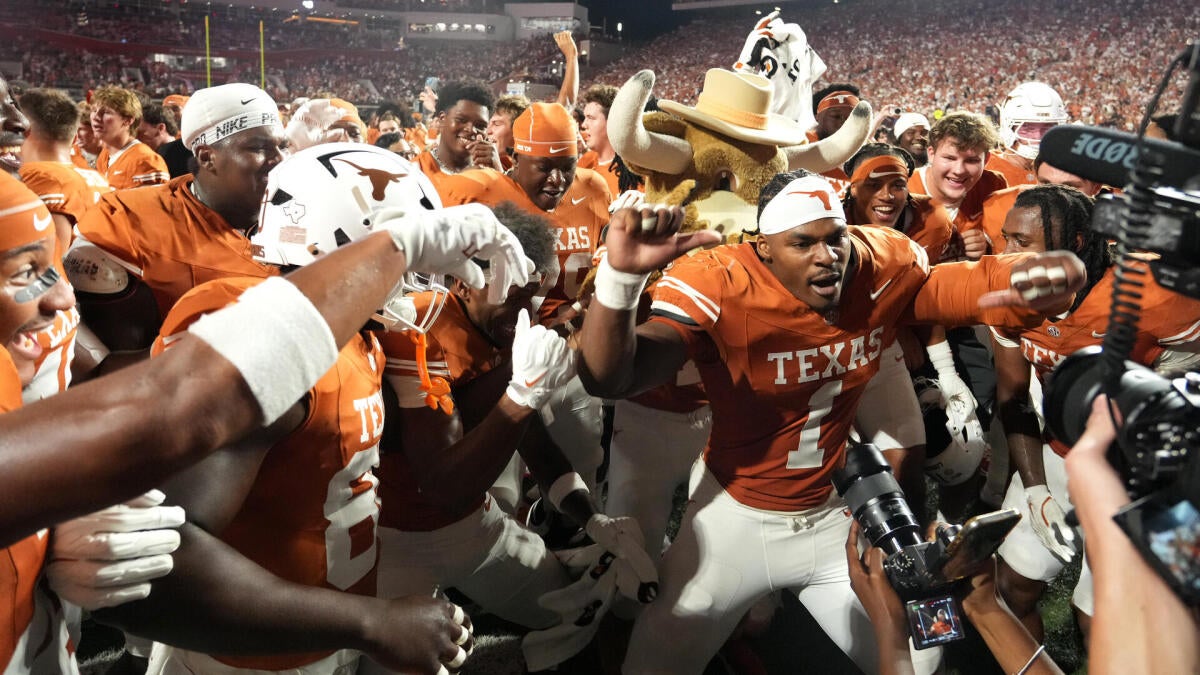 AP Top 25 poll: Texas jumps to No. 1 after wild win vs. Ohio State in Week 3 college football rankings