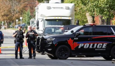 Police officer wounded in shooting near Ontario synagogue on Yom Kippur
