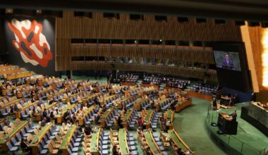 British PM Warns That Israeli Settlement Plans Threaten Viability of Two-State Solution