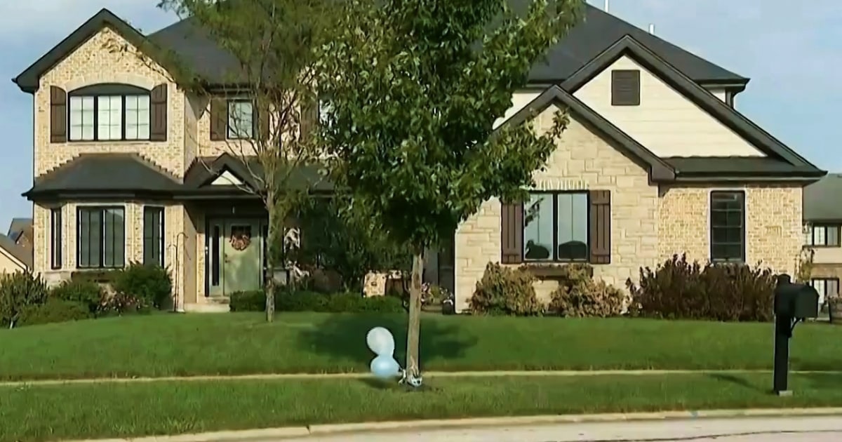 Illinois mother charged with murder in death of her 2-year-old