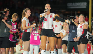 College volleyball players keep Wrigley Field crowd entertained during delays