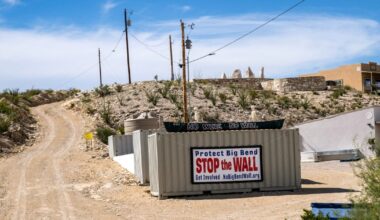 Texas landowners sue Trump administration over border, Big Bend construction
