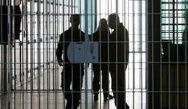 Iran debtors face prison, hiding and suicide attempts