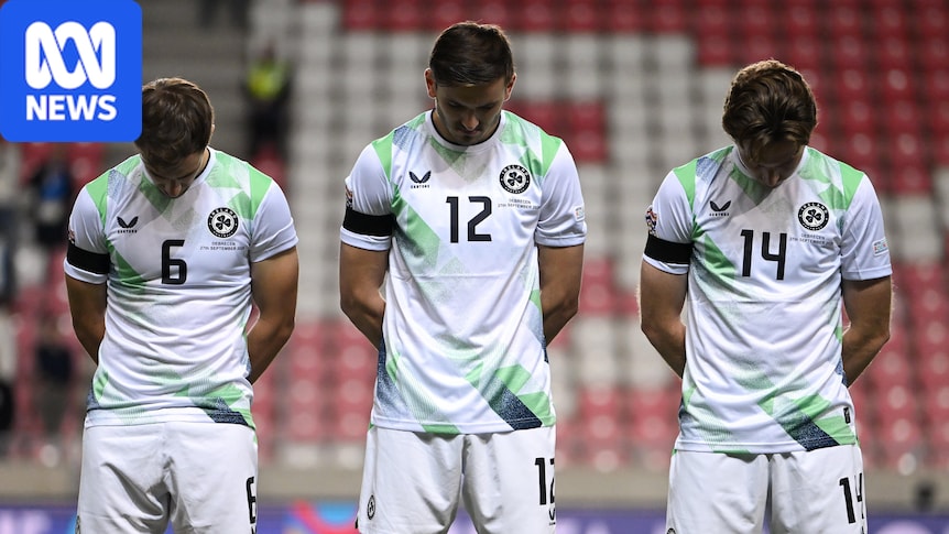 Ireland wears black armbands, refuses handshake with Israel before Nations League football match