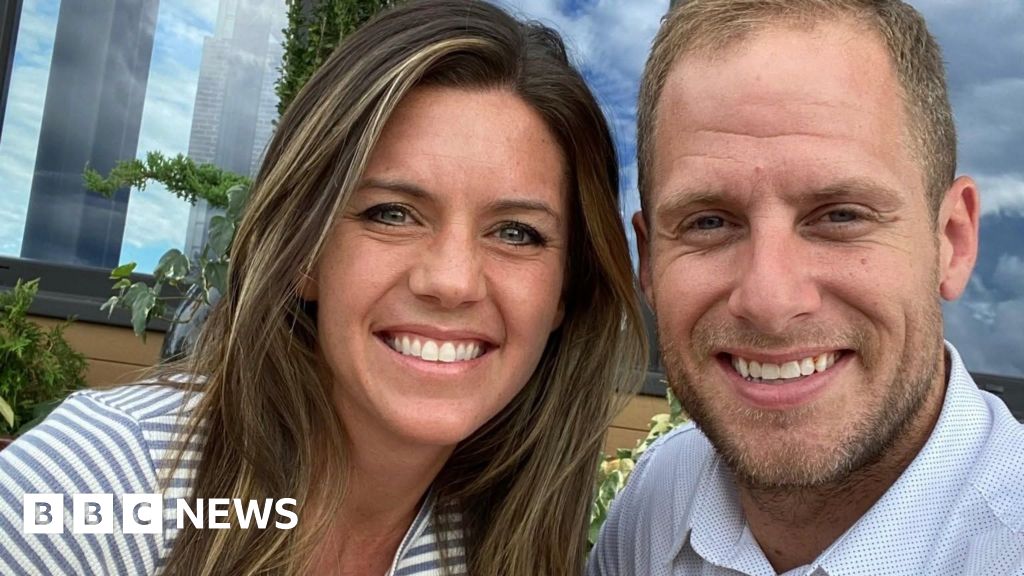 Former American Idol contestant Caleb Flynn found guilty of murdering wife - BBC