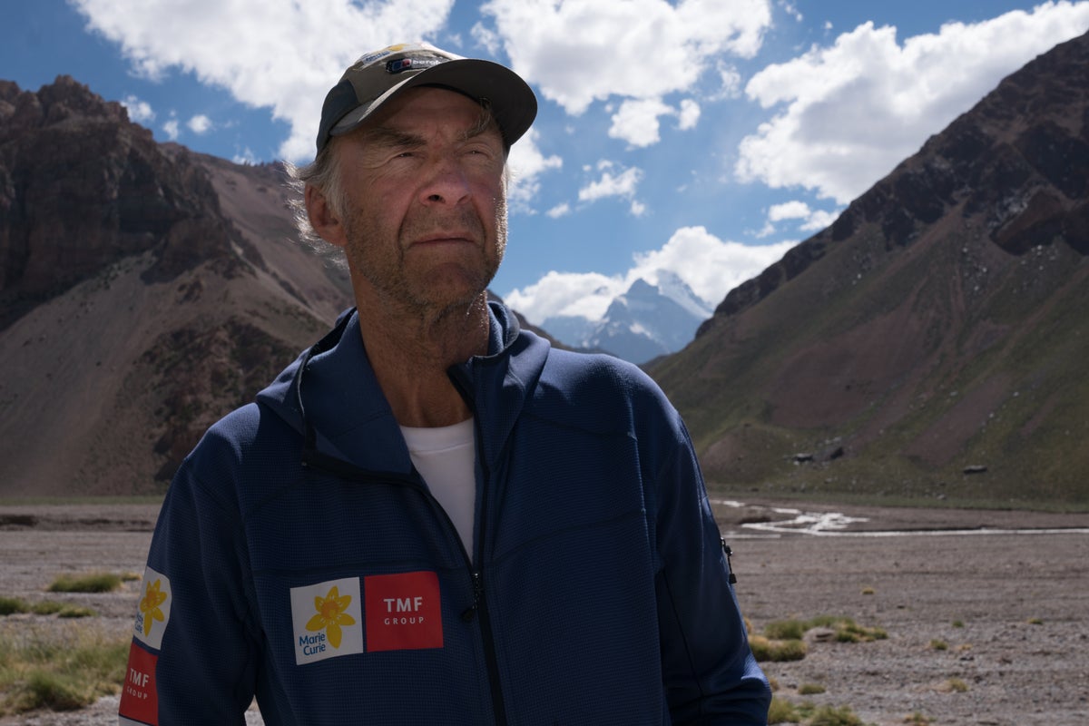 Missing Sir Ranulph Fiennes’ family call for urgent investigation into his care