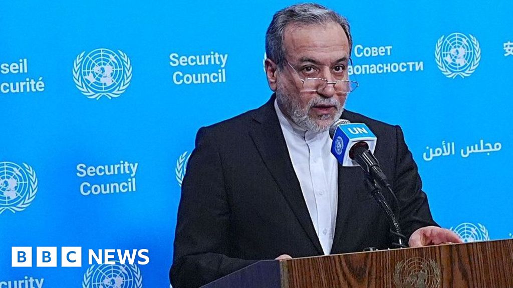 Iran offers US deal to reopen Strait of Hormuz in seven days - BBC