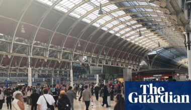 London Paddington fire causes rail chaos as Heathrow trains cancelled | Public transport