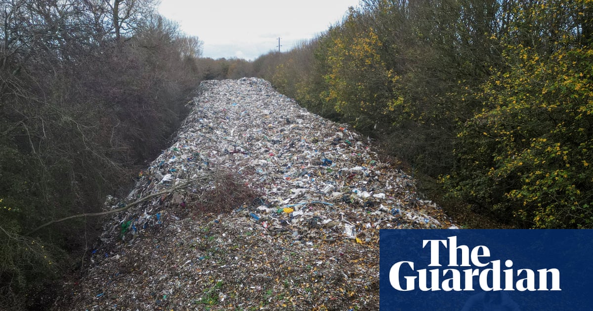 Two more people arrested over ‘mountain of illegal waste’ dumped in Oxfordshire | Waste