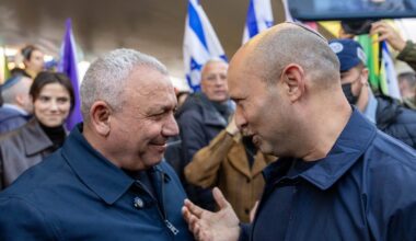 'What Did Netanyahu Know and When': Israel's Opposition Chiefs Demand State Probe on Oct.7