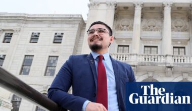 Democratic socialist clinches Rhode Island nomination amid party victories | Rhode Island