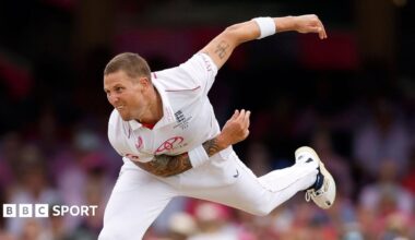 Brydon Carse bowling for England