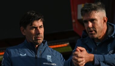 Pietersen open to Ashes mentor role after approach from Fleming