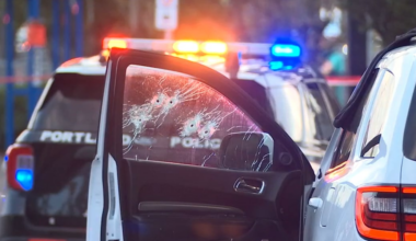 2 people shot, injured at parking lot in NE Portland
