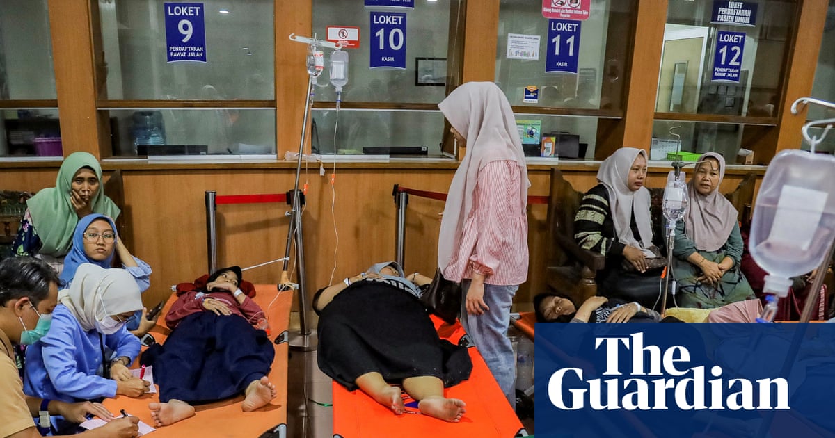 More than 800 students and teachers in Indonesia suffer food poisoning after eating government free meals | Indonesia