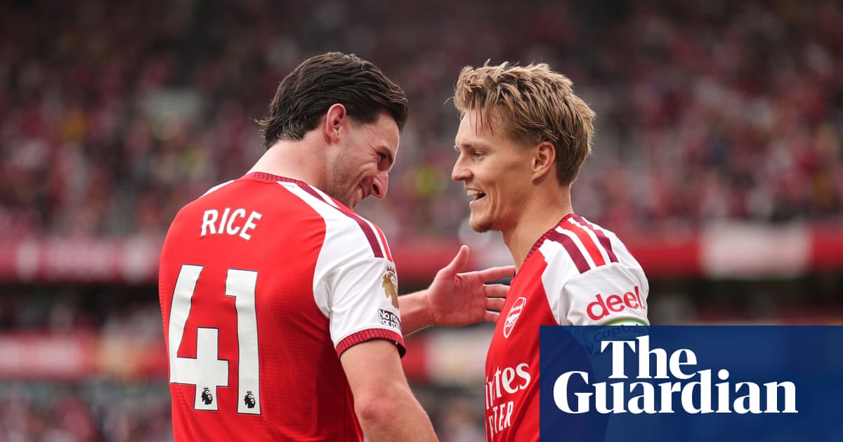 Ødegaard fires winner as Arsenal complete comeback win over Chelsea | Premier League