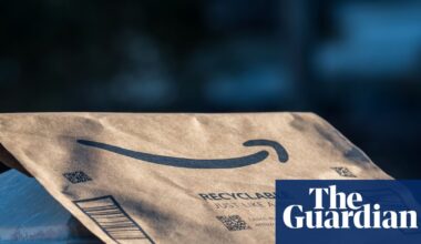 US trade regulator and 22 states accuse Amazon of taking $20bn with secret surcharges | Amazon