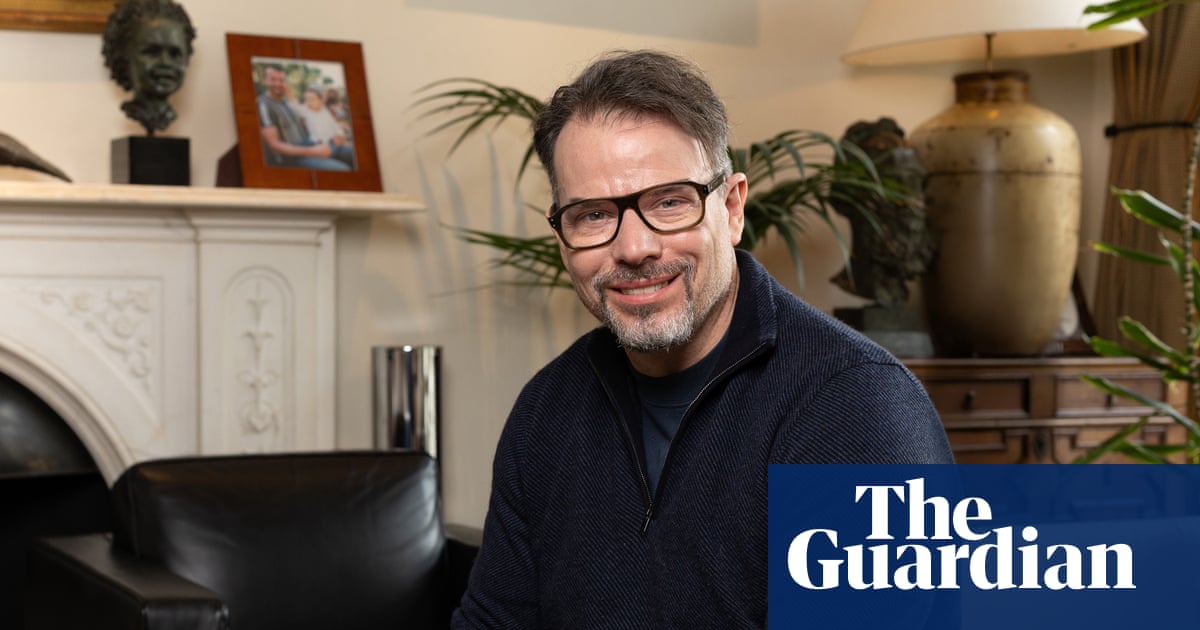 Billionaire Chris Rokos, who paid £330m in tax last year, to quit UK | The super-rich