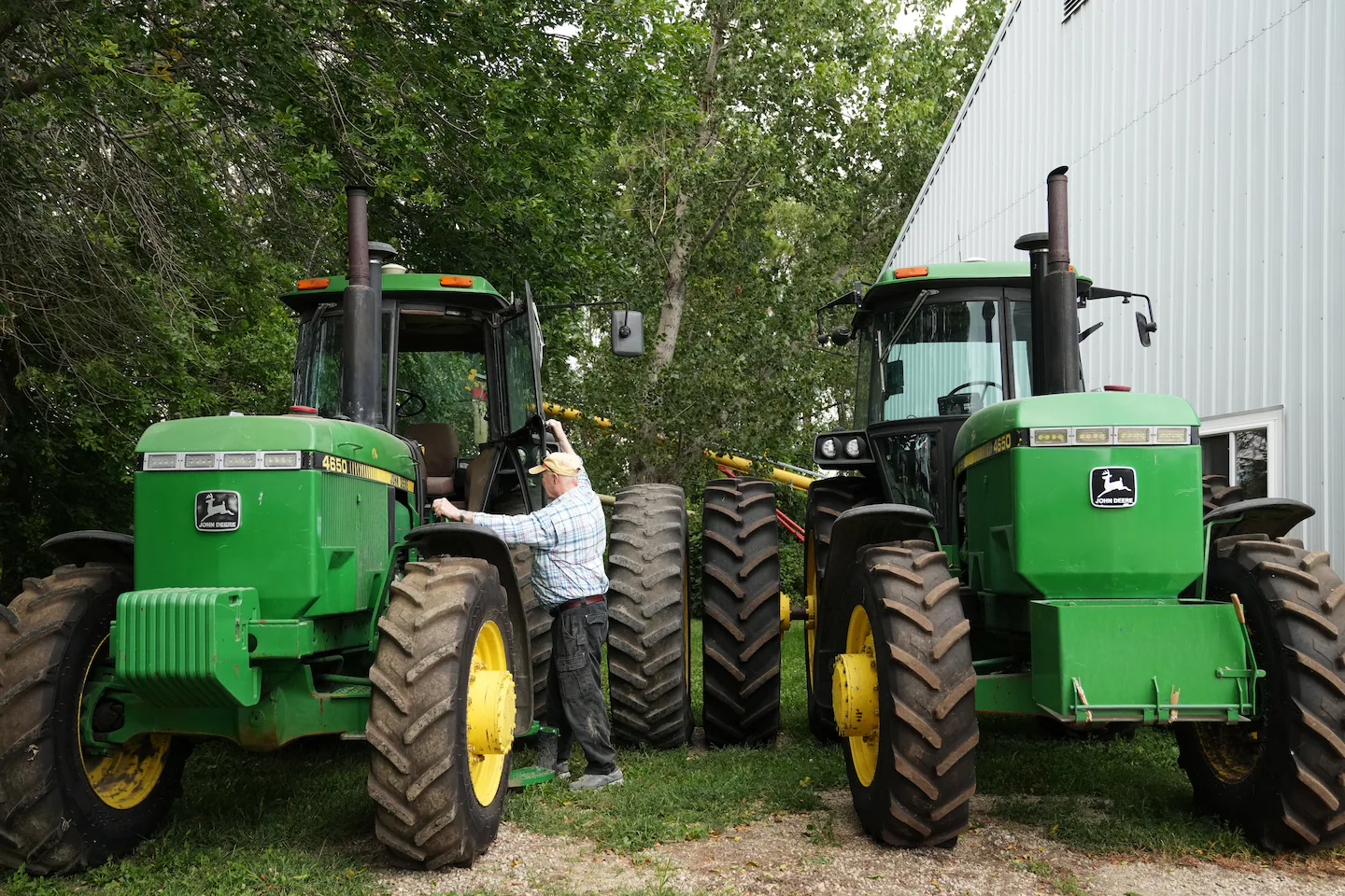 Trump seeks fertilizer deal with Russia ally Belarus amid Canadian tensions - The Washington Post