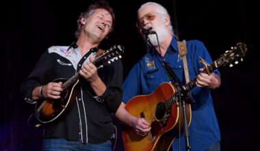 ‘Lake Ontario’ lyric now anti-Trump rallying cry, says Blue Rodeo’s Greg Keelor