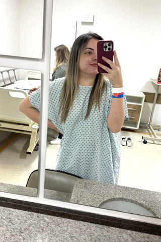 Cibele Marchis during a hospital stayCredit: Cibele Marchis/Instagram