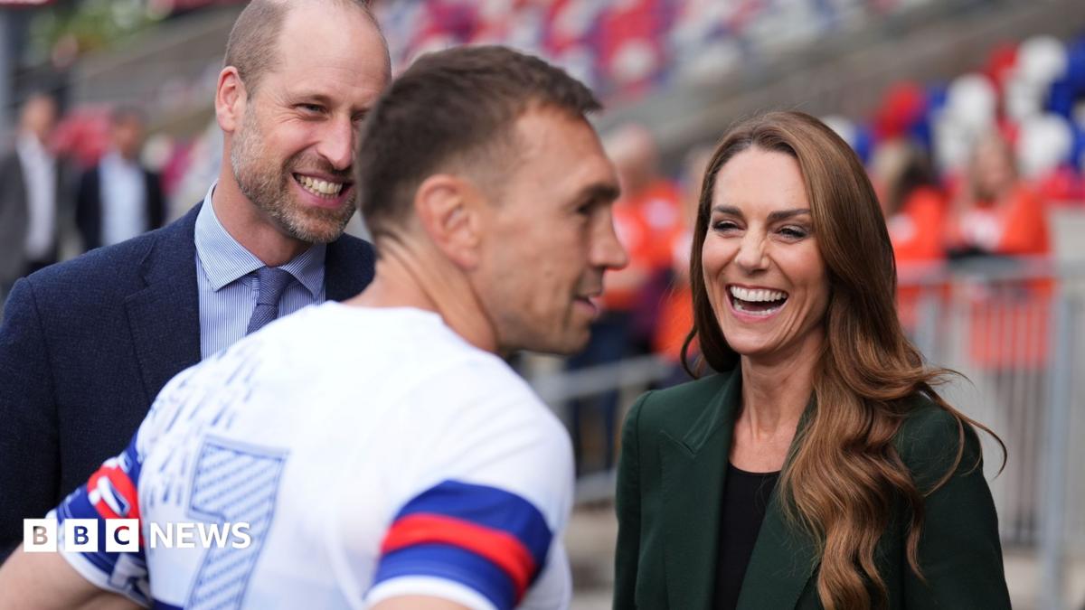 Prince William and Catherine made an unexpected appearance to meet Sir Kevin Sinfield