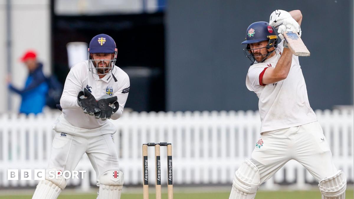 Josh Bohannon batting for Lancashire against Durham
